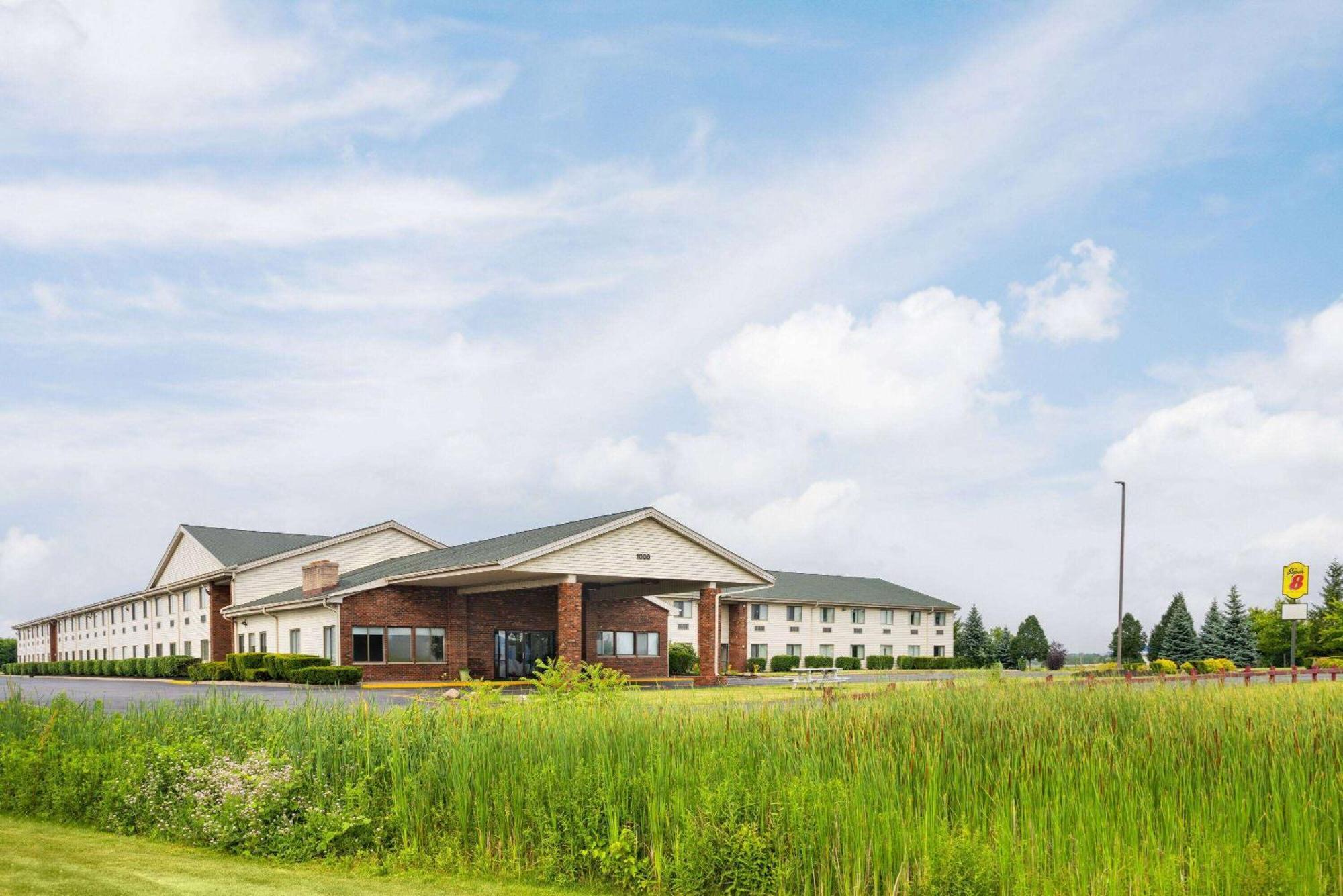 Super 8 By Wyndham Henrietta/Rochester Area Buitenkant foto